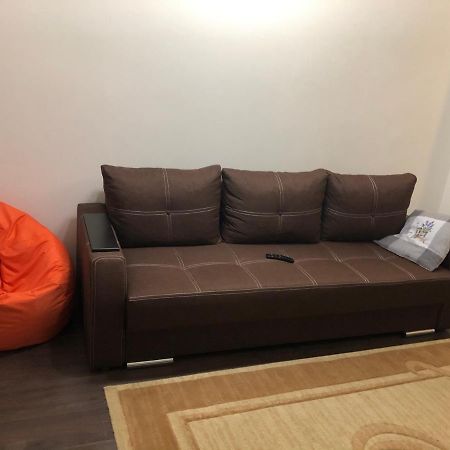 Затишна 2Х Кімнатна Квартира Біля Метро Академмістечко Kiev Eksteriør billede